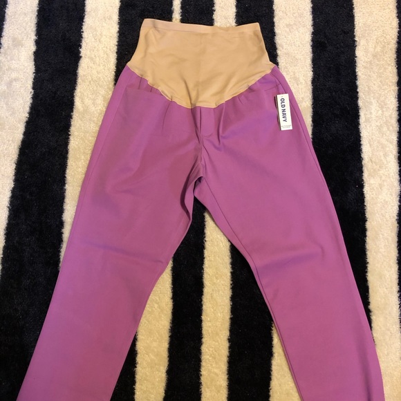 NWT Purple Maternity Pixie Pant - Picture 2 of 4